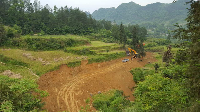 “興隆灣項目”新建公路正式通車